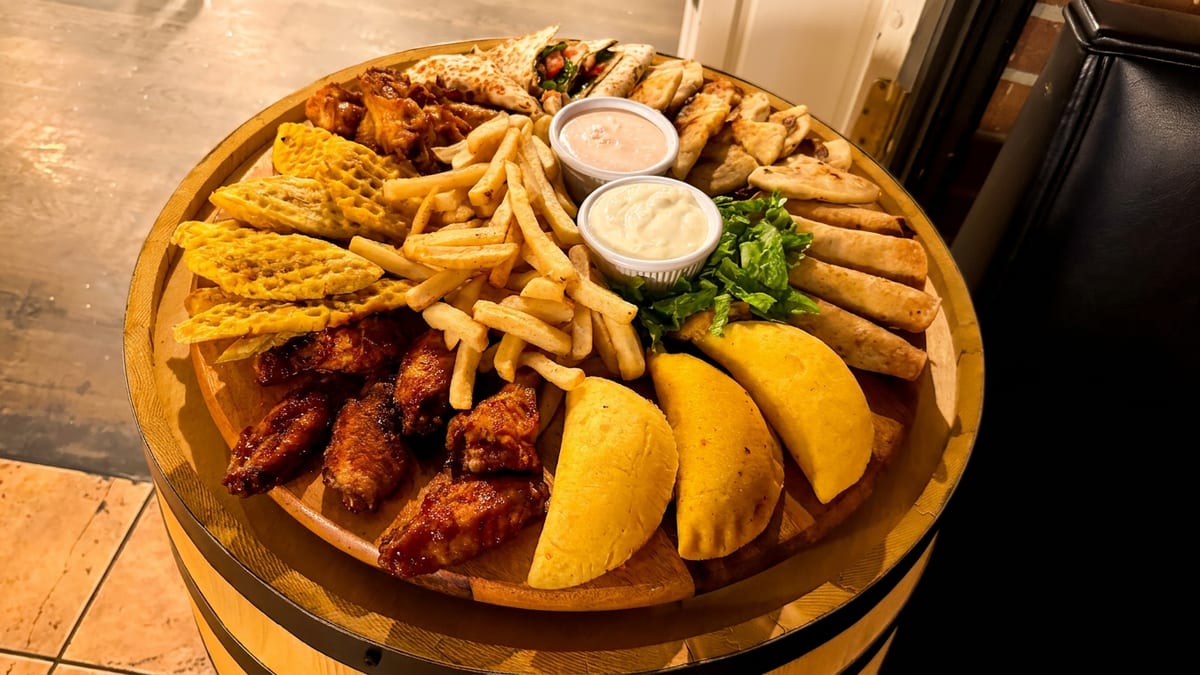 A menu without borders