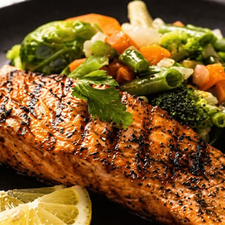 Grilled Salmon (Lunch)