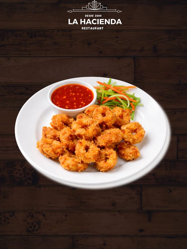 Fried Calamari (Happy Hour).
